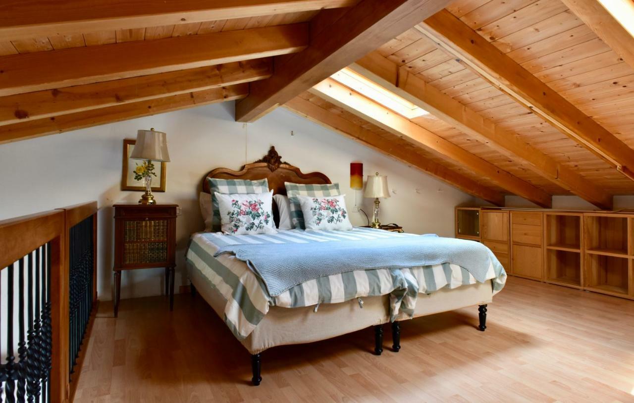 La Casa Di Rose Villa Fonteno Bagian luar foto
